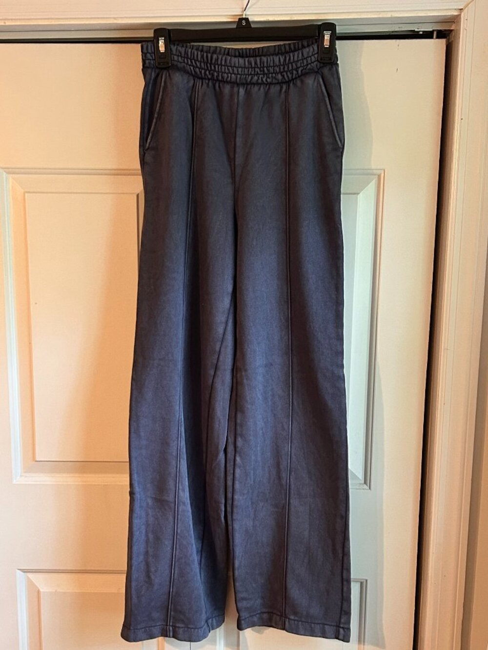 GAP High-Waisted  Wide Leg Sweatpants Size Extra Small